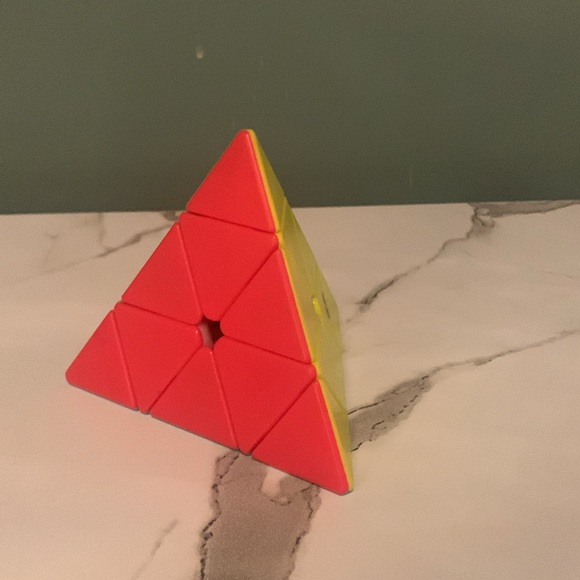 Triangle, Rubiks cube - Picture 4 of 4